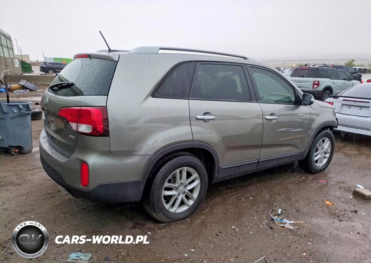 2015 Kia Sorento Lx VIN:5XYKT4A64FG559841 - 3