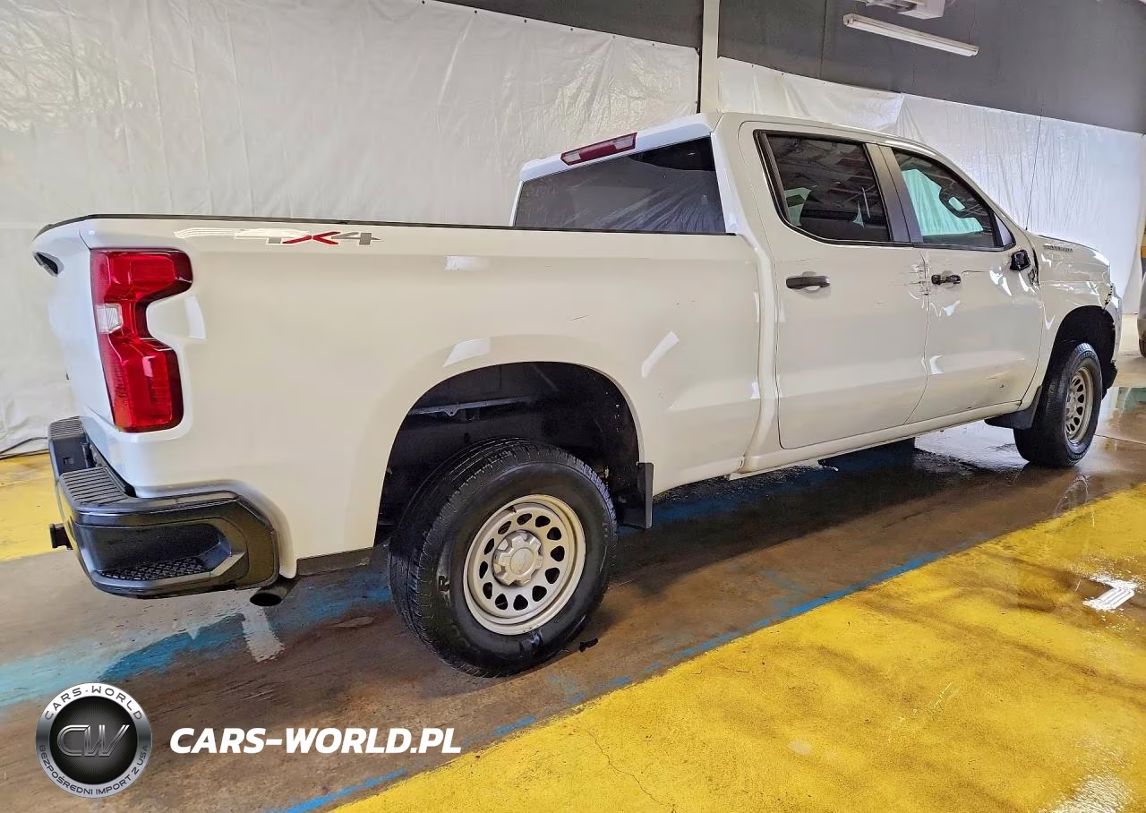 2021 Chevrolet Silverado K1500 VIN:3GCPYAEHXMG331391 - 3