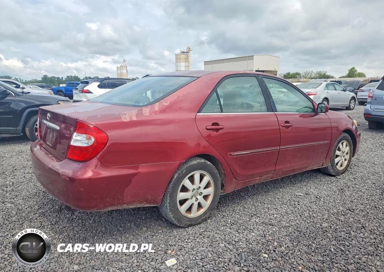 2002 Toyota Camry Xle V6 VIN:4T1BF30K22U004486 - 3