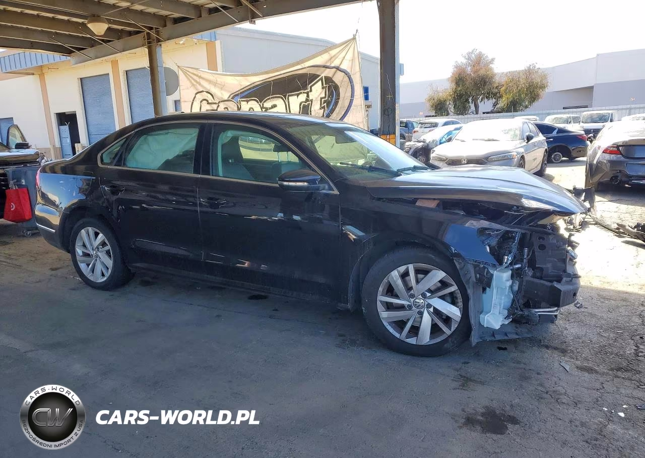 2018 Volkswagen Passat Se VIN:1VWBA7A37JC025868 - 4