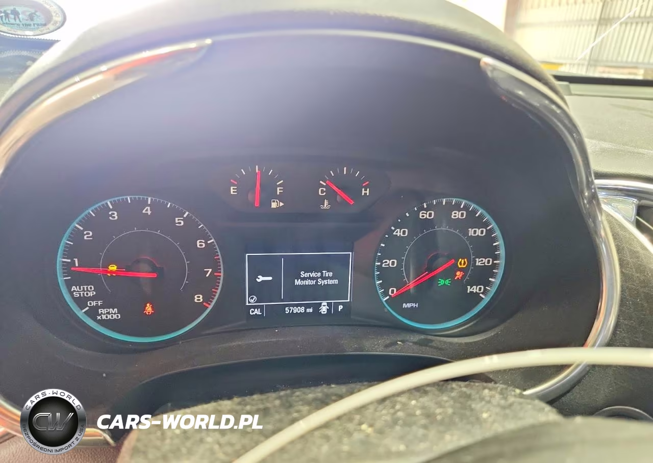 2019 Chevrolet Malibu Lt VIN:1G1ZD5ST8KF122081 - 9