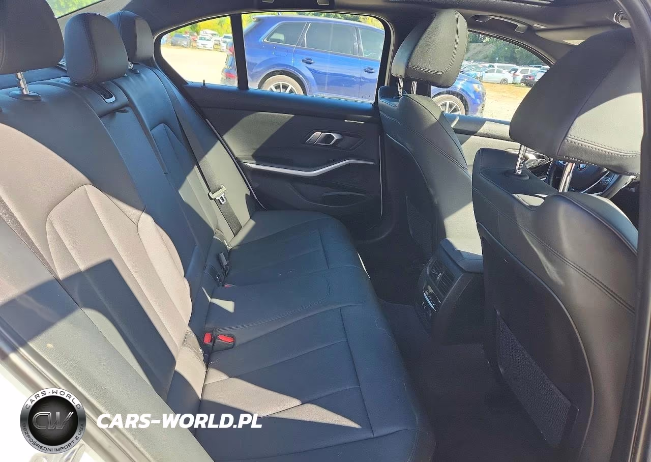 2019 BMW 330Xi VIN:WBA5R7C51KAJ85617 - 10