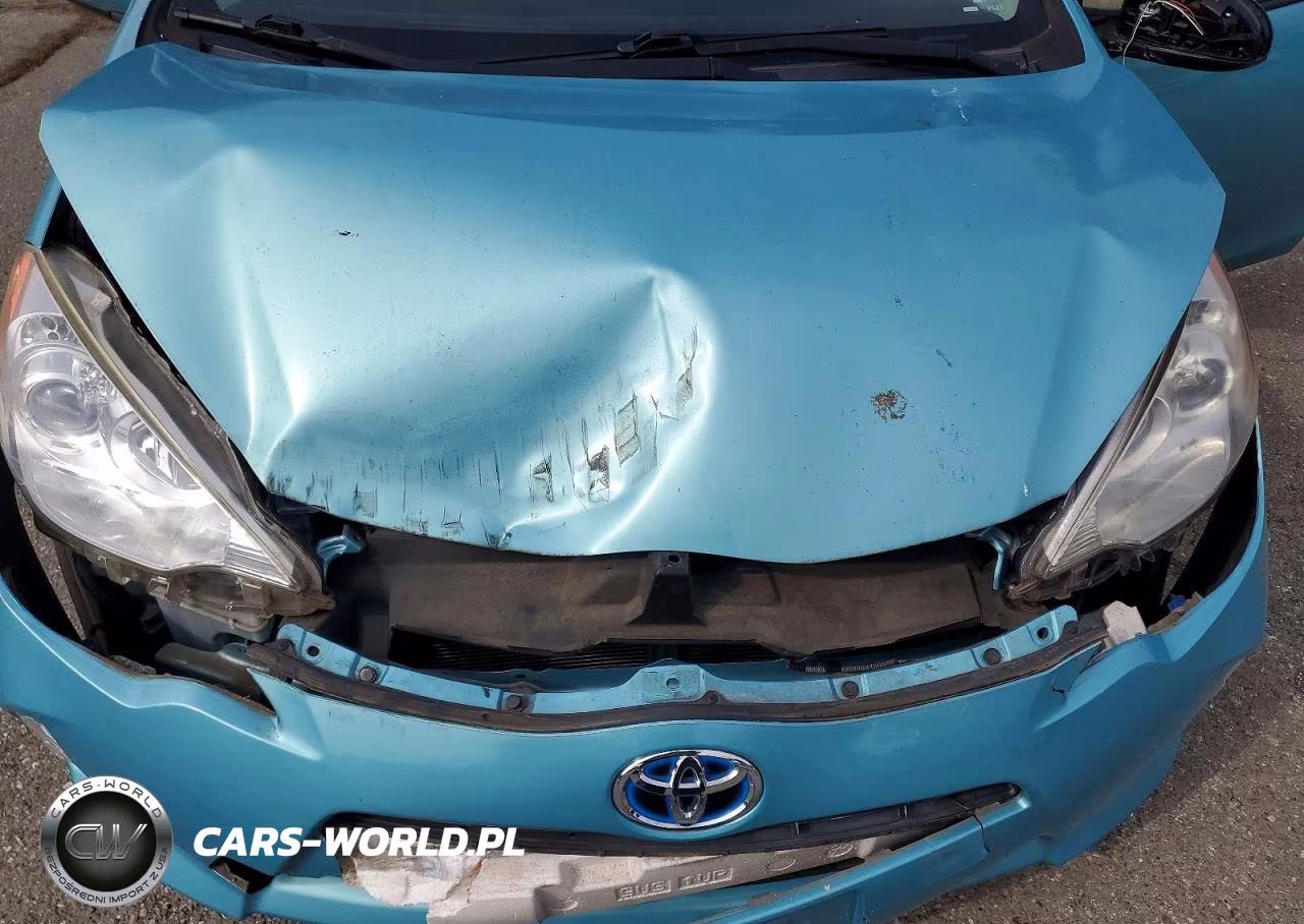 2012 Toyota Prius C Four VIN:JTDKDTB34C1014357 - 12
