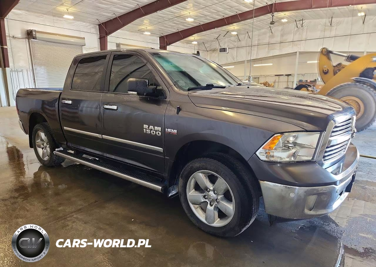 2018 Ram 1500 Slt VIN:3C6RR7LT0JG195775 - 4