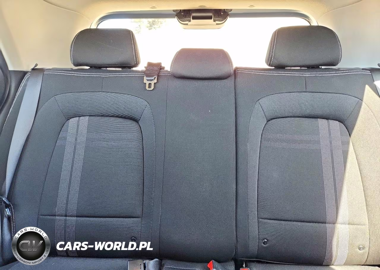 2020 Hyundai Venue Sel VIN:KMHRC8A36LU018050 - 10