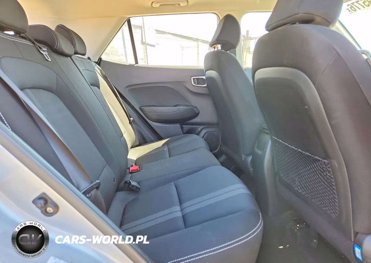 2020 Hyundai Venue Sel VIN:KMHRC8A36LU018050 - 11