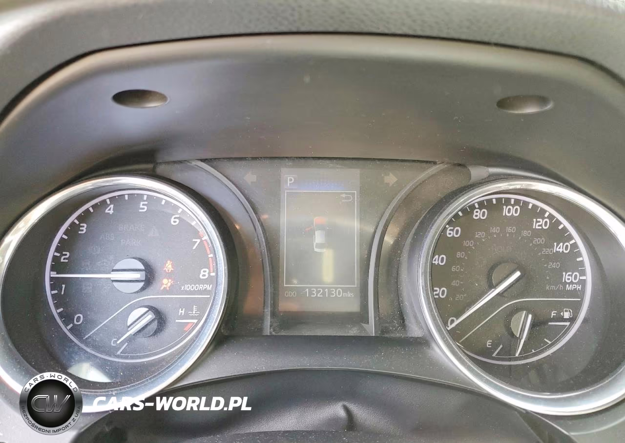 2019 Toyota Camry Le VIN:4T1B11HK7KU254247 - 9