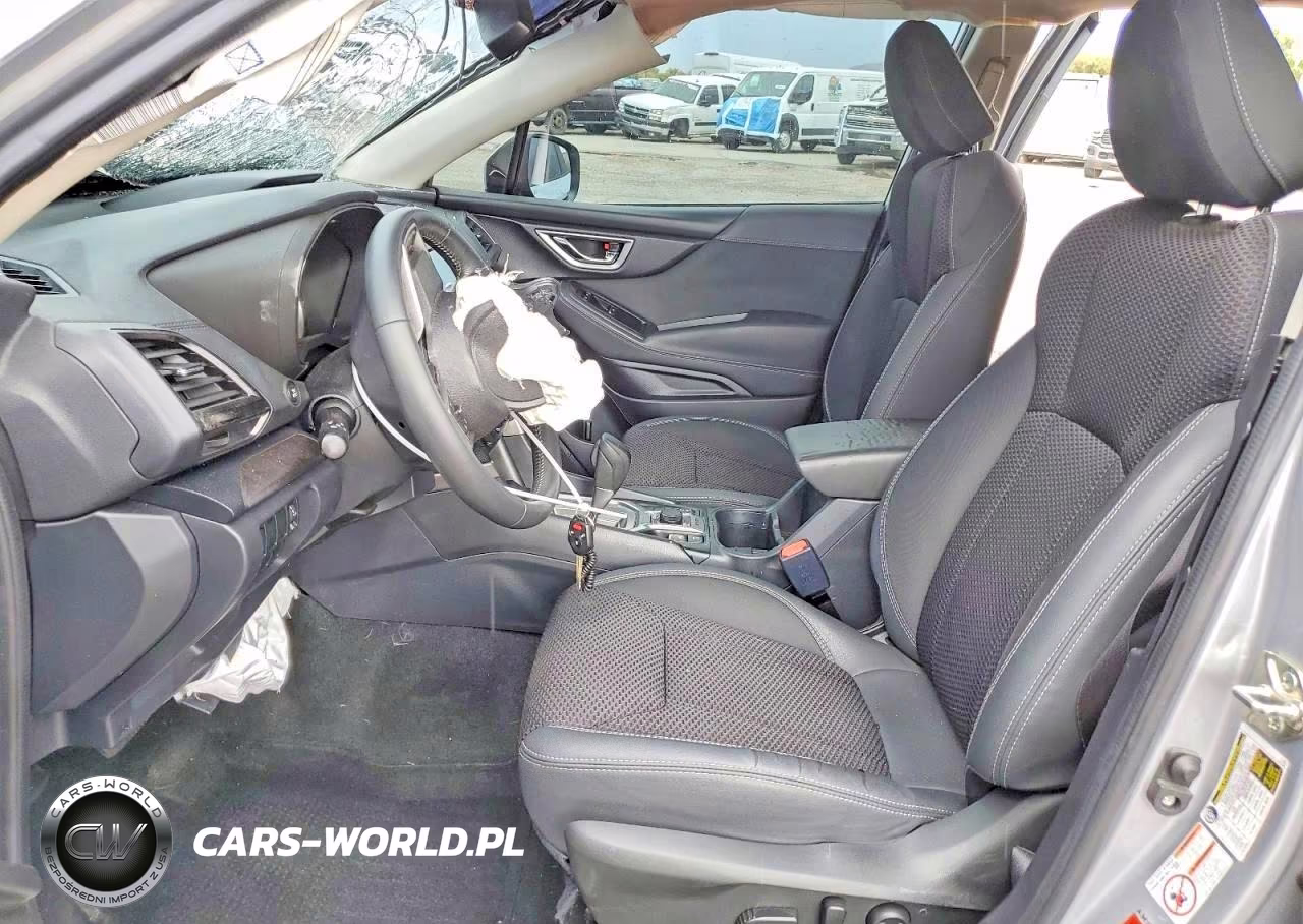 2019 Subaru Forester Premier VIN:JF1SKAEC7KH450715 - 7