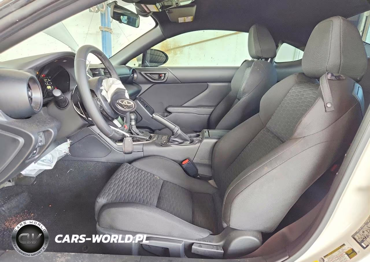 2024 Toyota Gr86 Base VIN:JF1ZNBB18R8755167 - 7