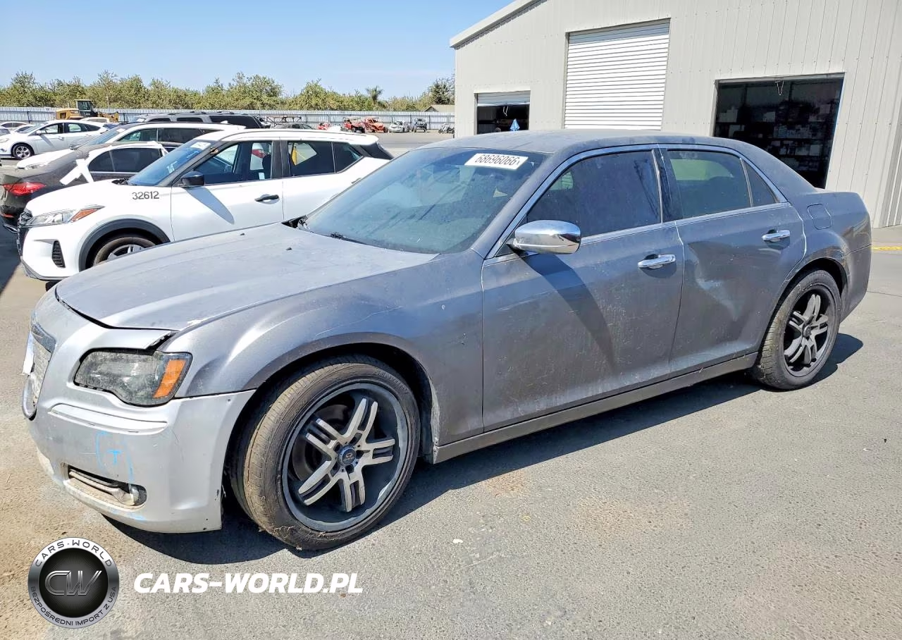 2011 Chrysler 300 Limited