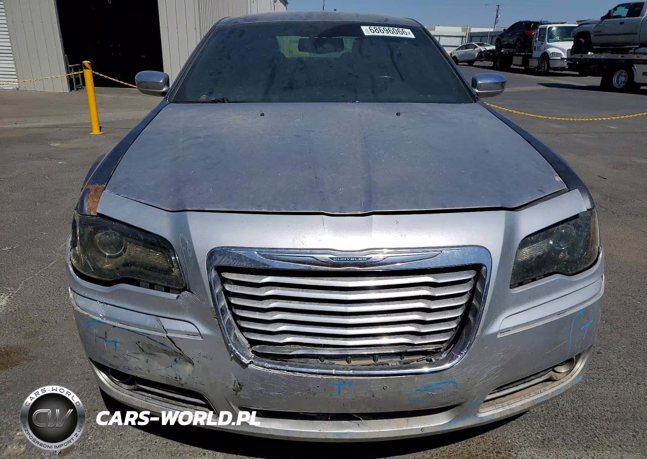2011 Chrysler 300 Limited VIN:2C3CA5CGXBH557937 - 5