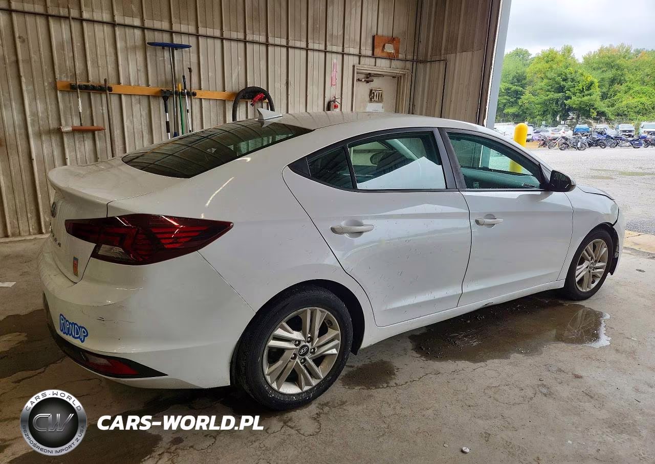 2020 Hyundai Elantra Sel VIN:5NPD84LF4LH565070 - 3