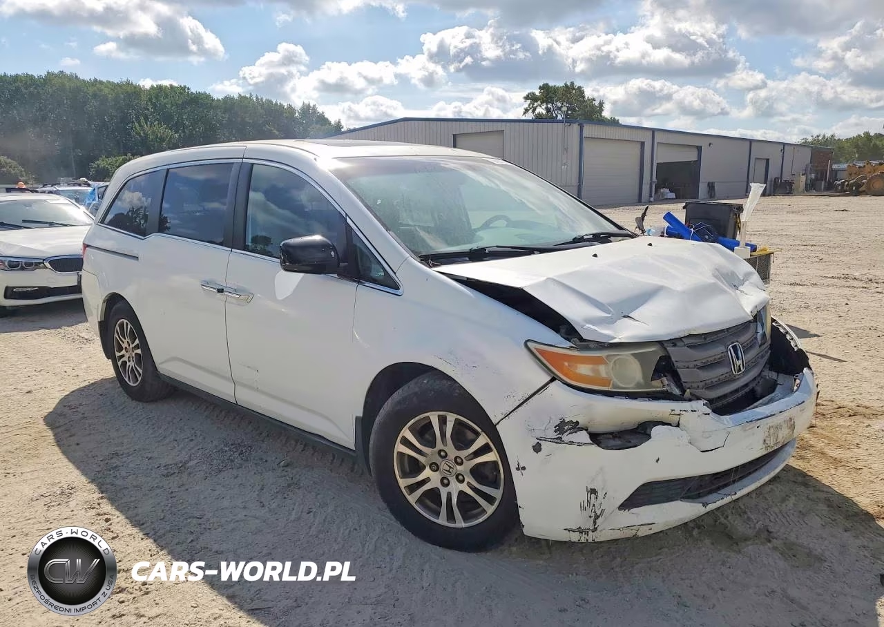 2011 Honda Odyssey Exl VIN:5FNRL5H69BB096381 - 4