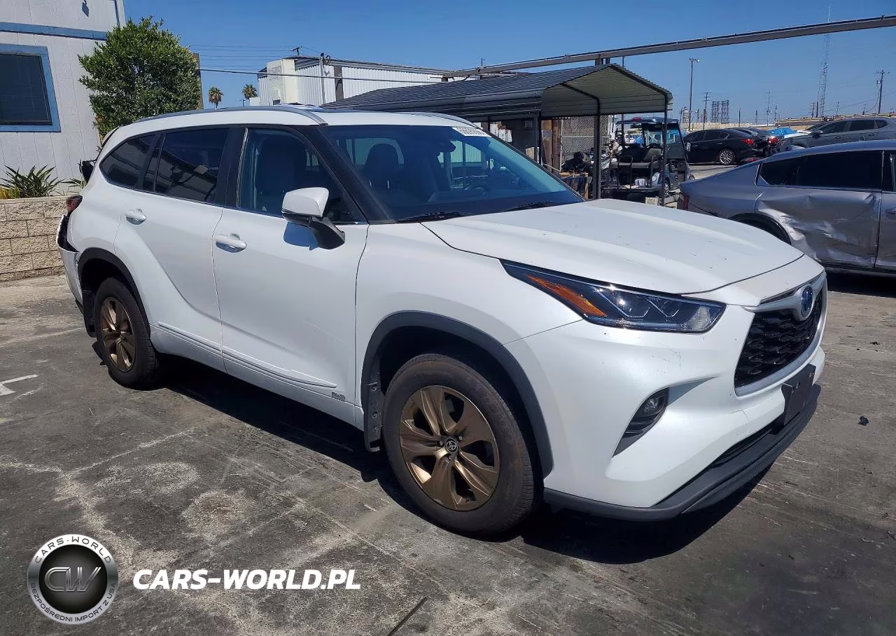 2023 Toyota Highlander Hybrid Bronze Edition VIN:5TDABRCH4PS566383 - 4