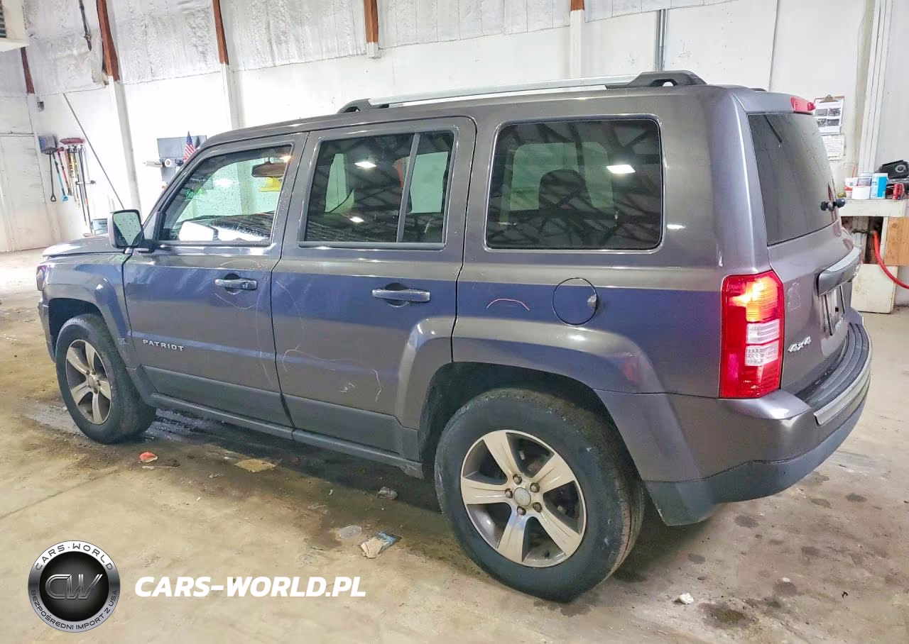 2016 Jeep Patriot Latitude VIN:1C4NJRFB6GD746990 - 2