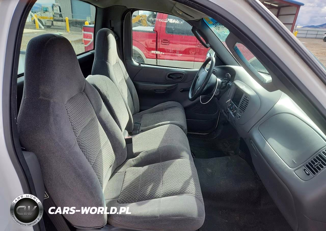 2002 Ford F150 VIN:1FTRF172X2KC00555 - 10