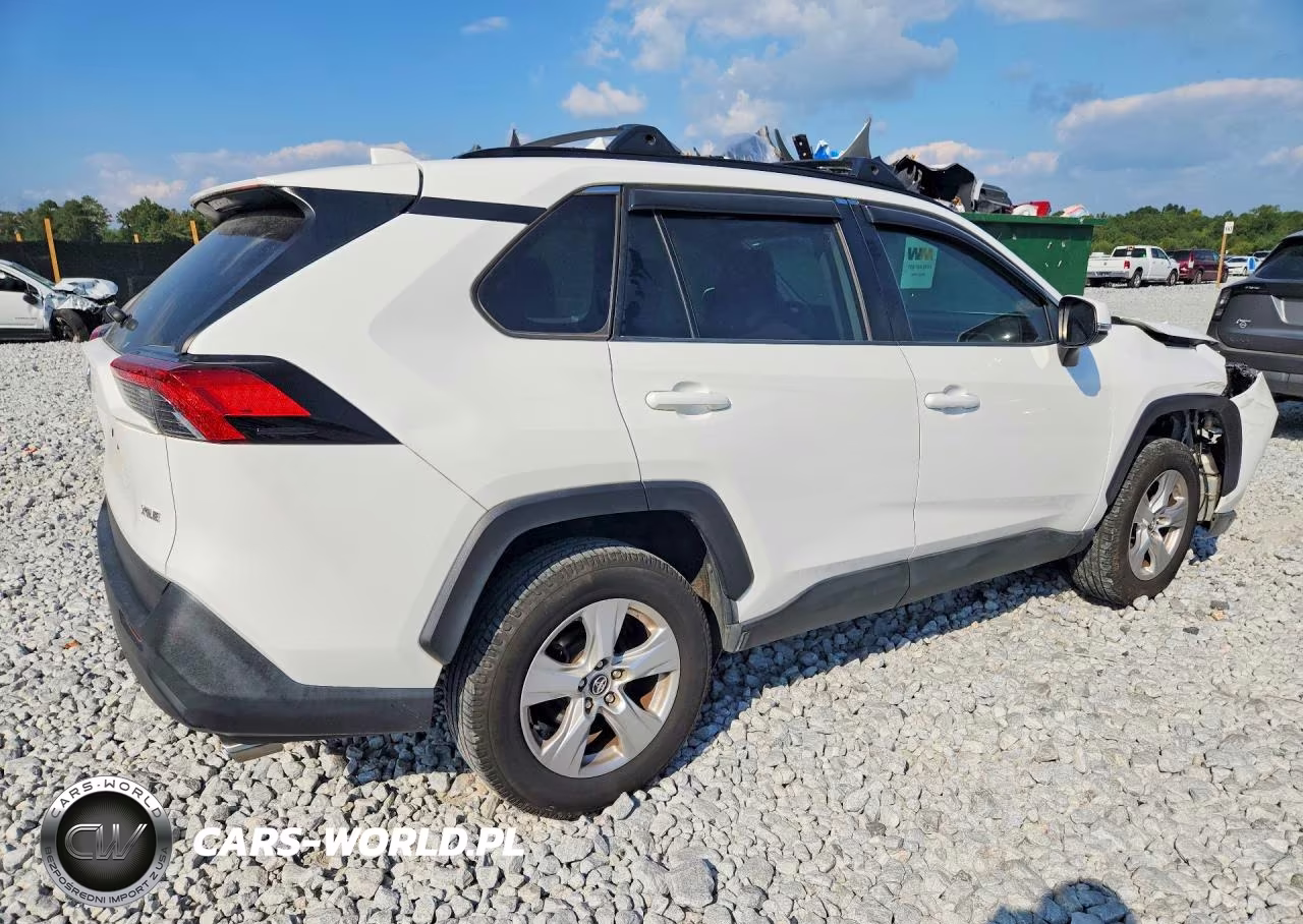 2020 Toyota Rav4 Xle VIN:2T3W1RFVXLC055832 - 3
