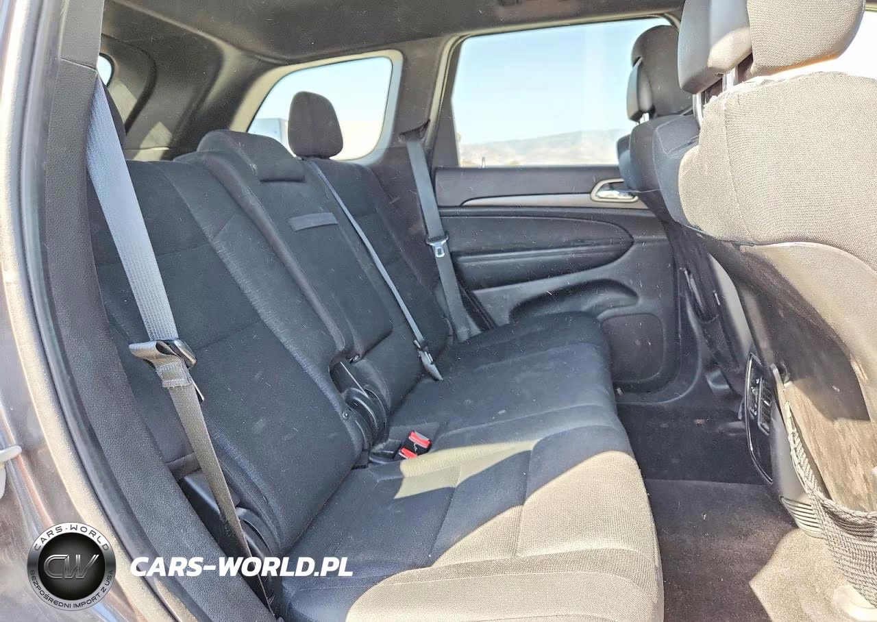 2015 Jeep Grand Cherokee Laredo VIN:1C4RJEAG2FC740007 - 11