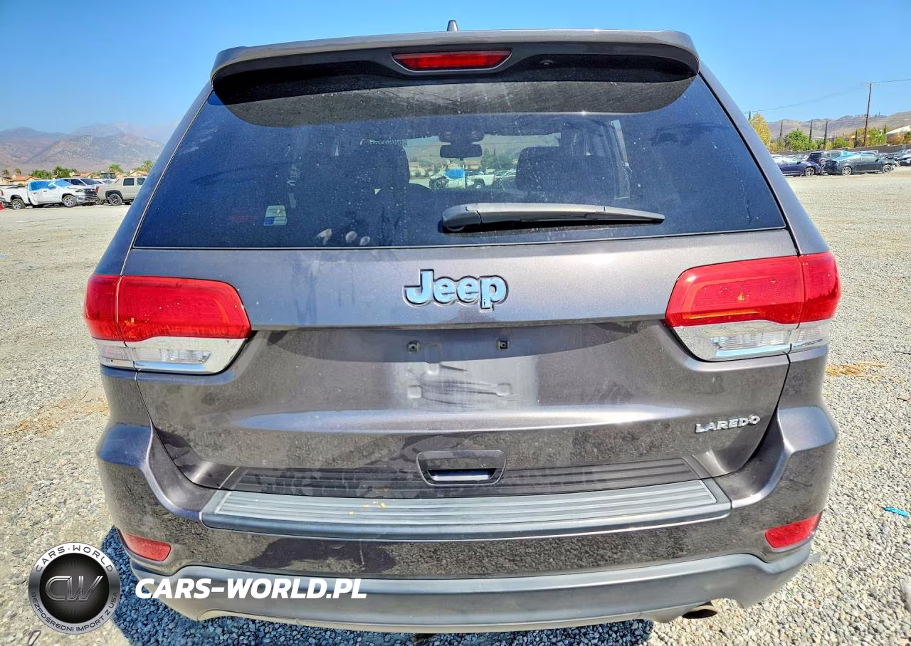 2015 Jeep Grand Cherokee Laredo VIN:1C4RJEAG2FC740007 - 6
