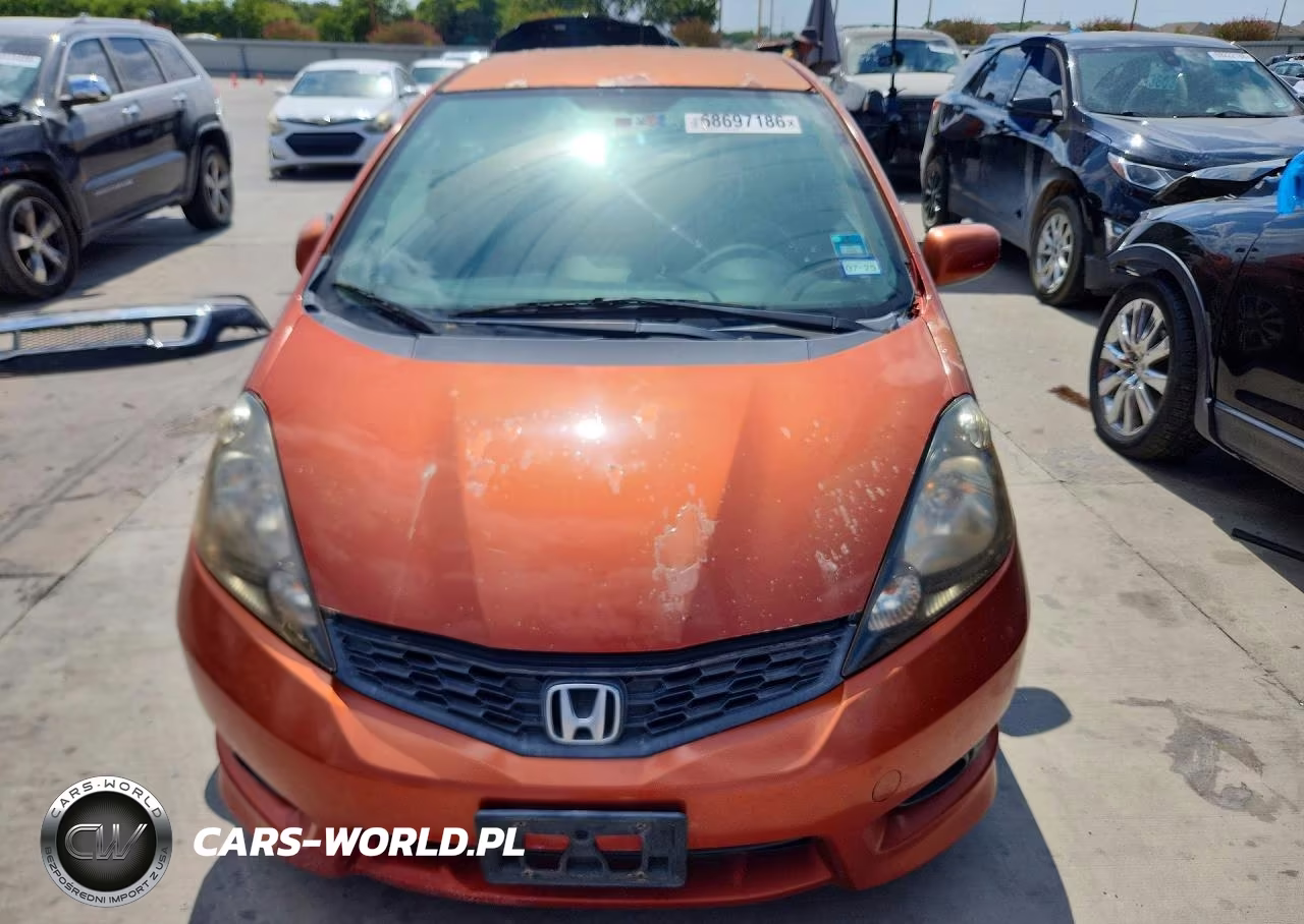 2012 Honda Fit Sport VIN:JHMGE8H53CC012806 - 5