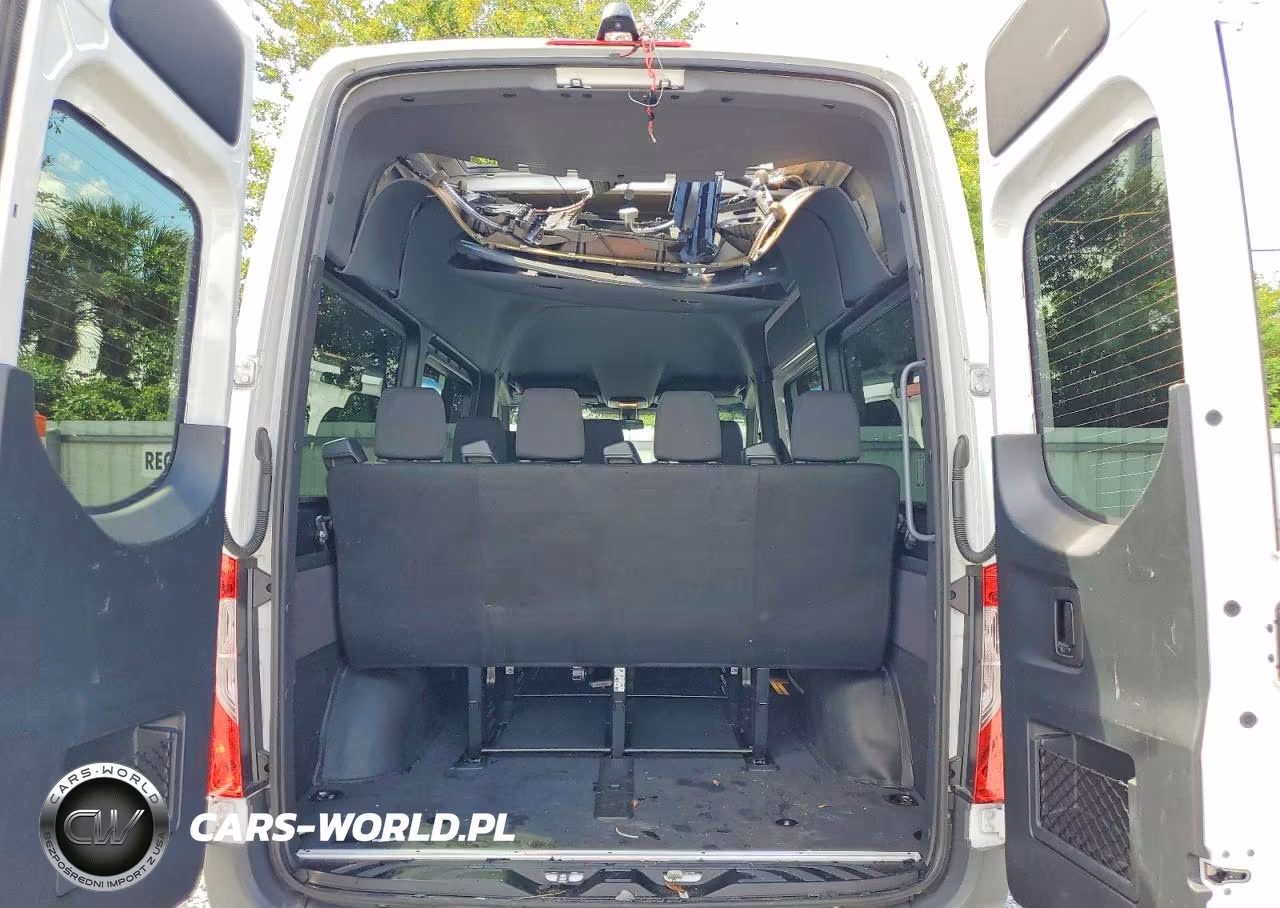 2025 Mercedes-Benz Sprinter 2500 VIN:W1Z4KFHYXST228962 - 10