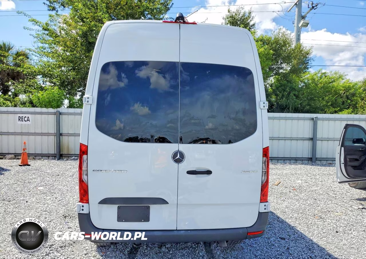 2025 Mercedes-Benz Sprinter 2500 VIN:W1Z4KFHYXST228962 - 6