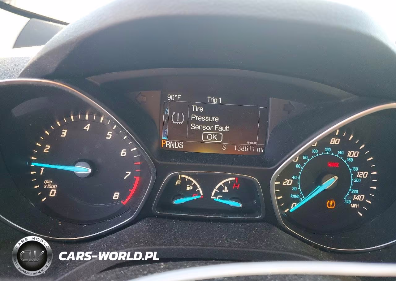 2016 Ford Escape Se VIN:1FMCU9GX5GUA57608 - 9