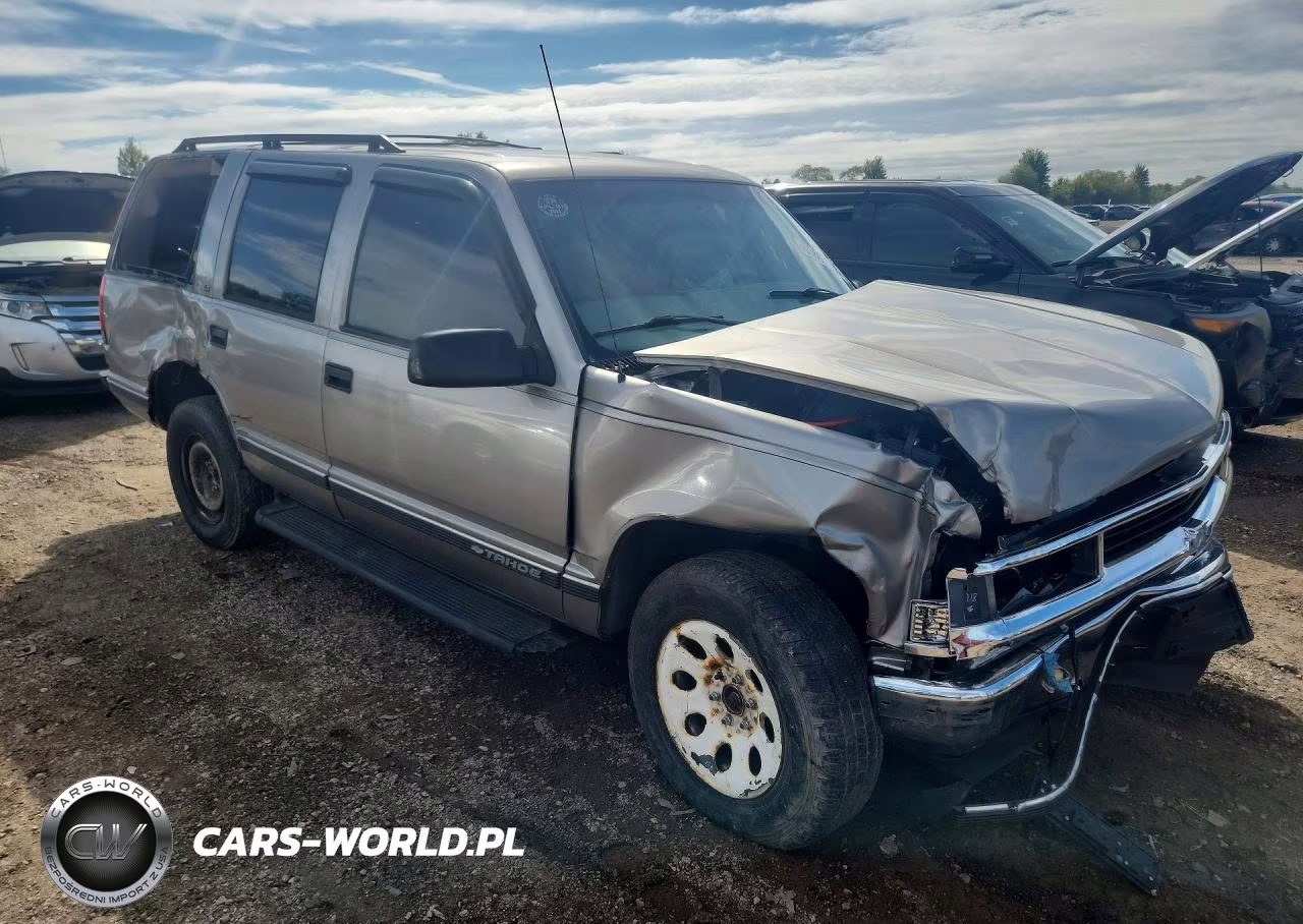 1999 Chevrolet Tahoe K1500 VIN:1GNEK13R7XJ543941 - 4