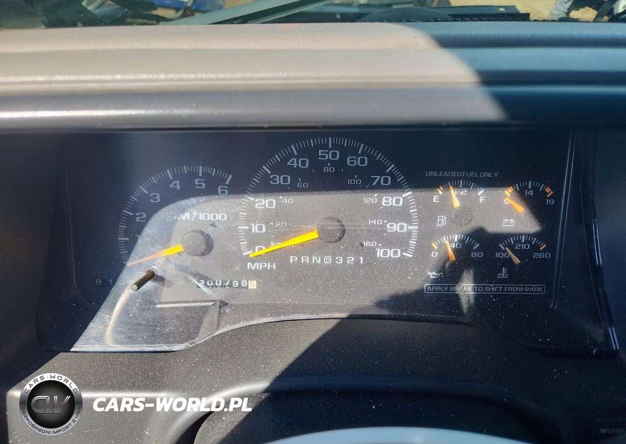 1999 Chevrolet Tahoe K1500 VIN:1GNEK13R7XJ543941 - 9