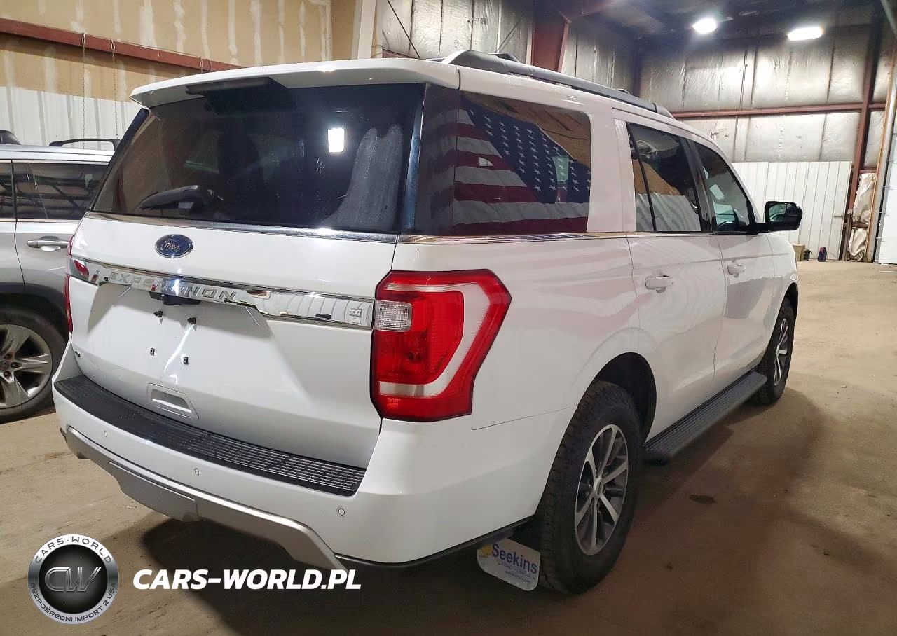 2018 Ford Expedition Xlt VIN:1FMJU1JT8JEA29026 - 3