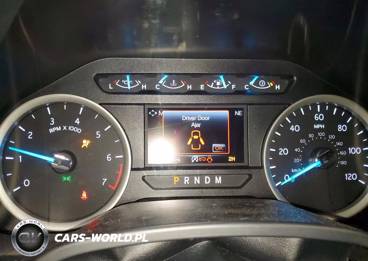 2018 Ford Expedition Xlt VIN:1FMJU1JT8JEA29026 - 9
