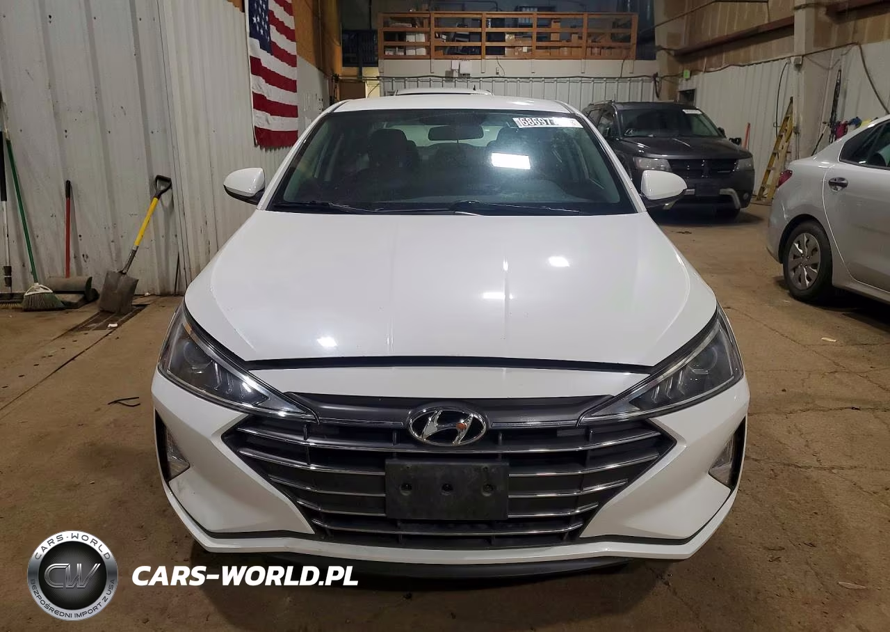 2019 Hyundai Elantra Se VIN:5NPD74LFXKH471227 - 5