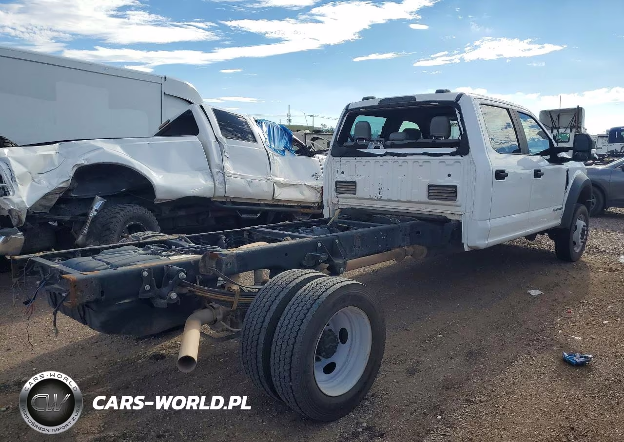 2022 Ford F550 Super Duty VIN:1FD0W5HT6NEC65344 - 3