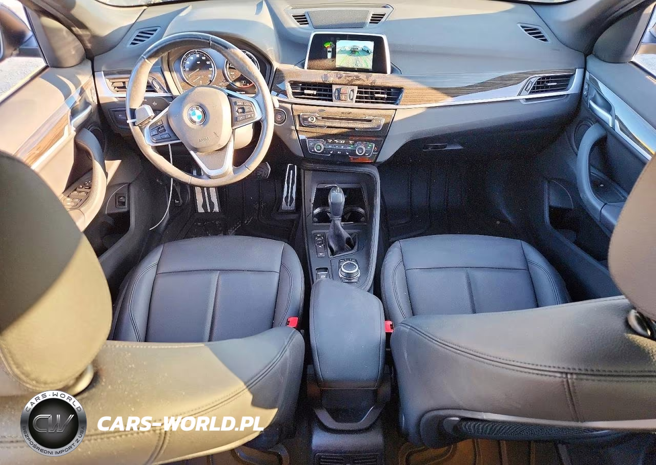 2018 BMW X1 xDrive28I VIN:WBXHT3C32J5L28965 - 8