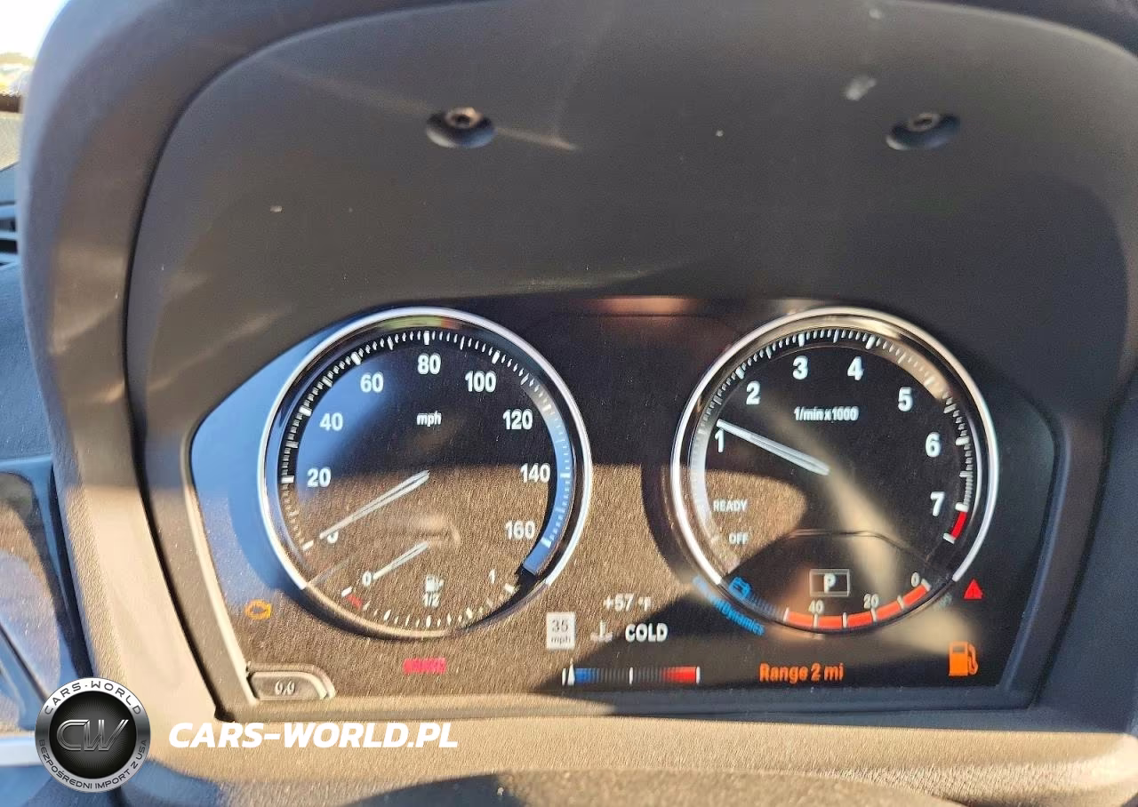 2018 BMW X1 xDrive28I VIN:WBXHT3C32J5L28965 - 9