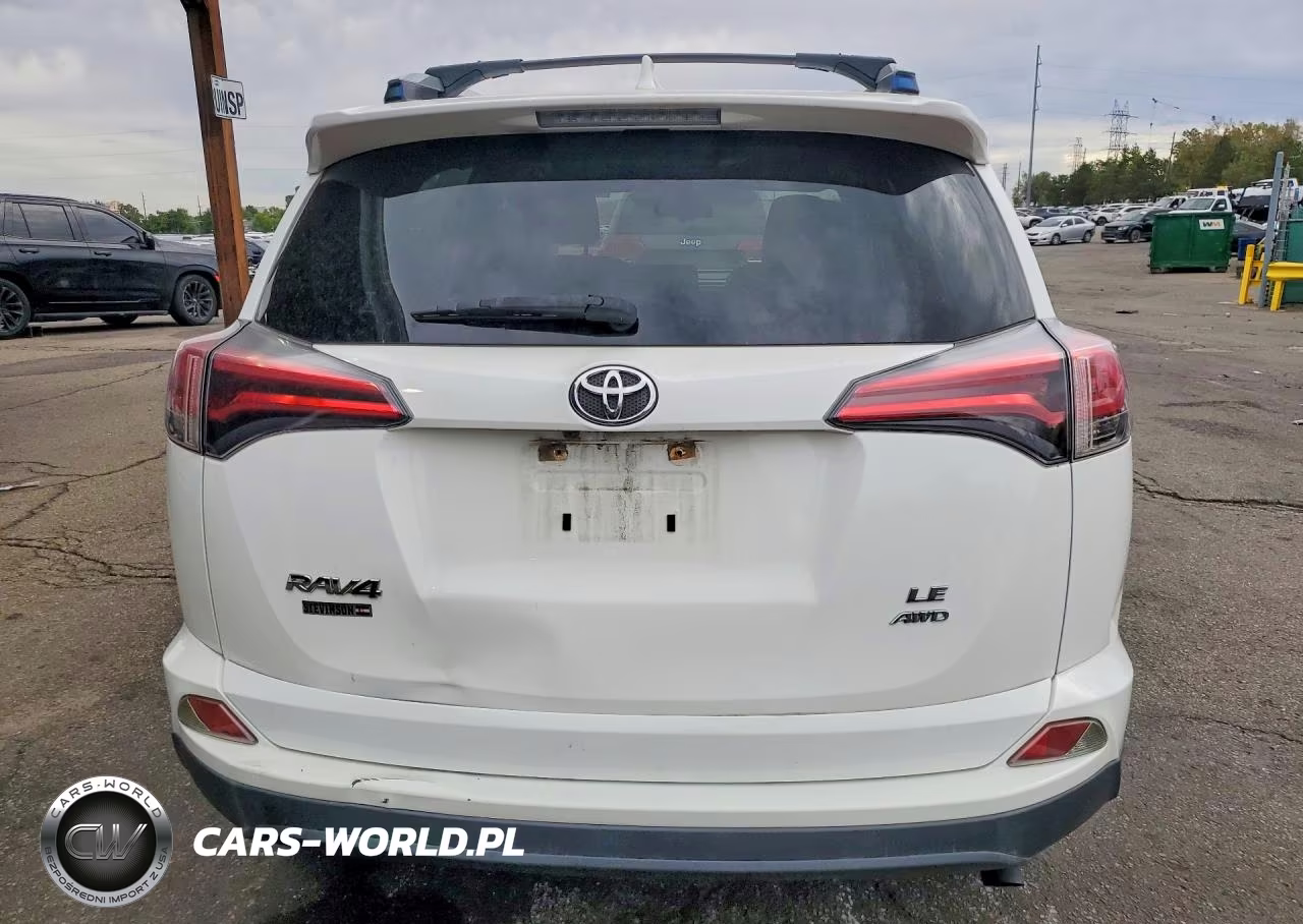 2018 Toyota Rav4 Le VIN:JTMBFREV3JJ225282 - 6