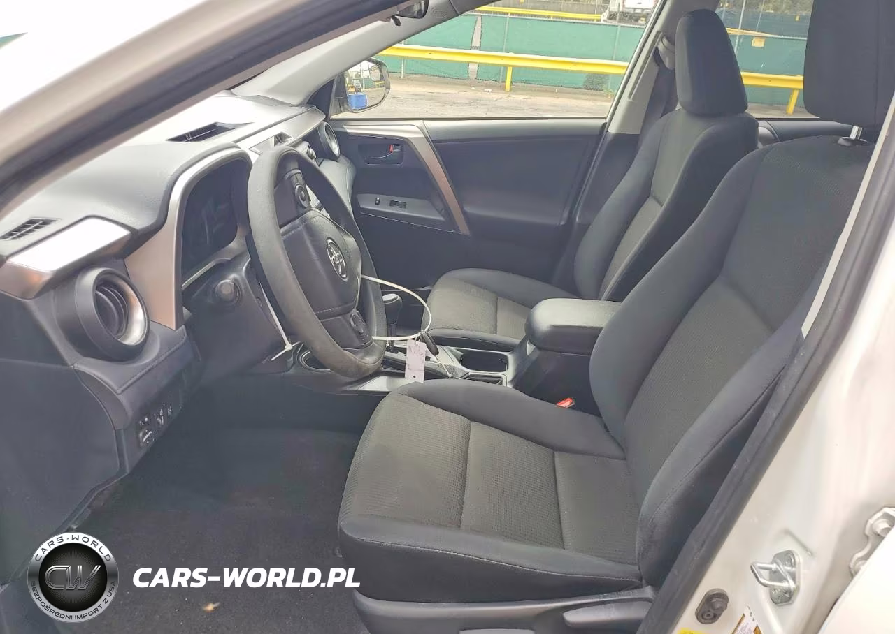 2018 Toyota Rav4 Le VIN:JTMBFREV3JJ225282 - 7