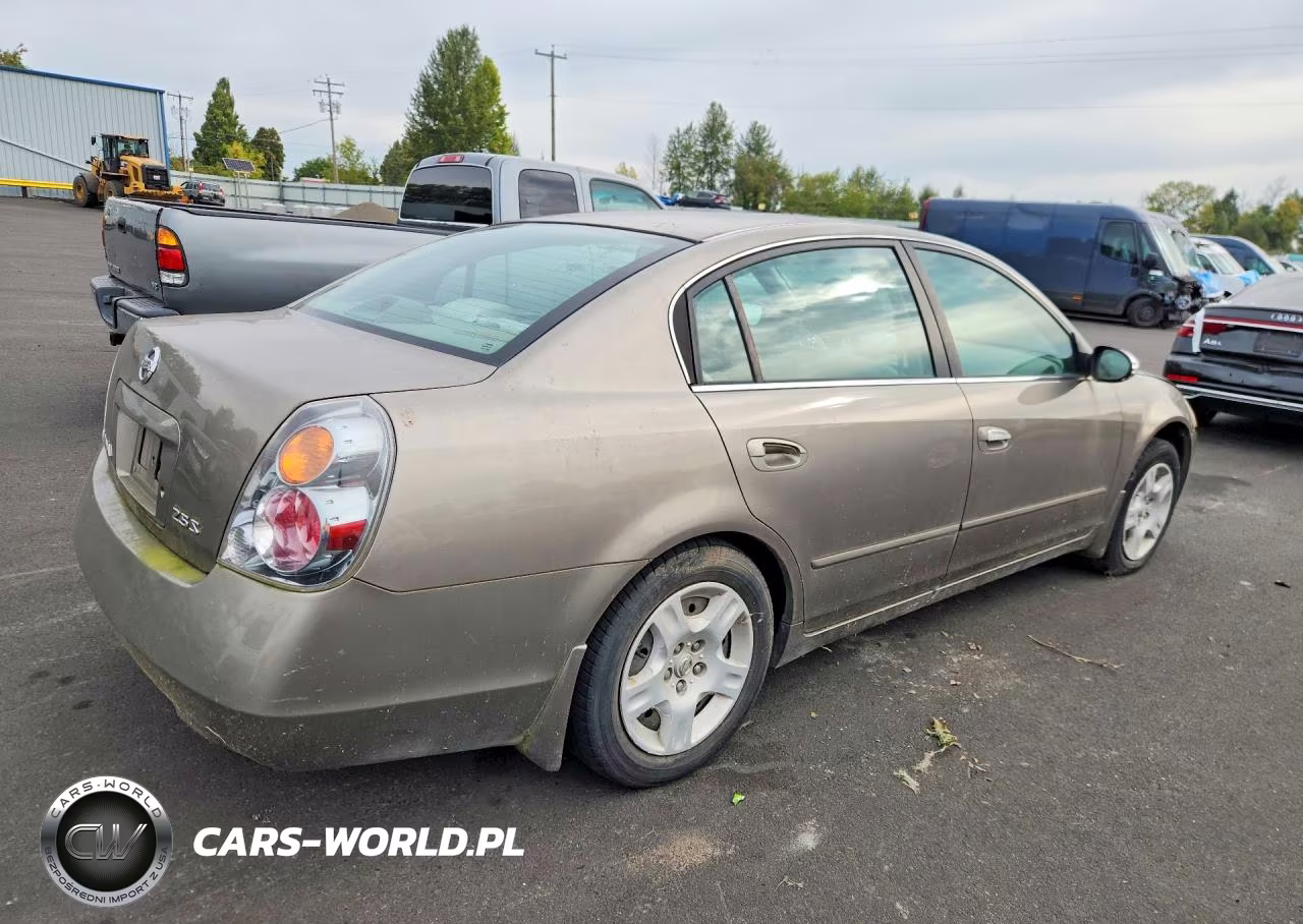 2004 Nissan Altima VIN:1N4AL11D83C268645 - 3