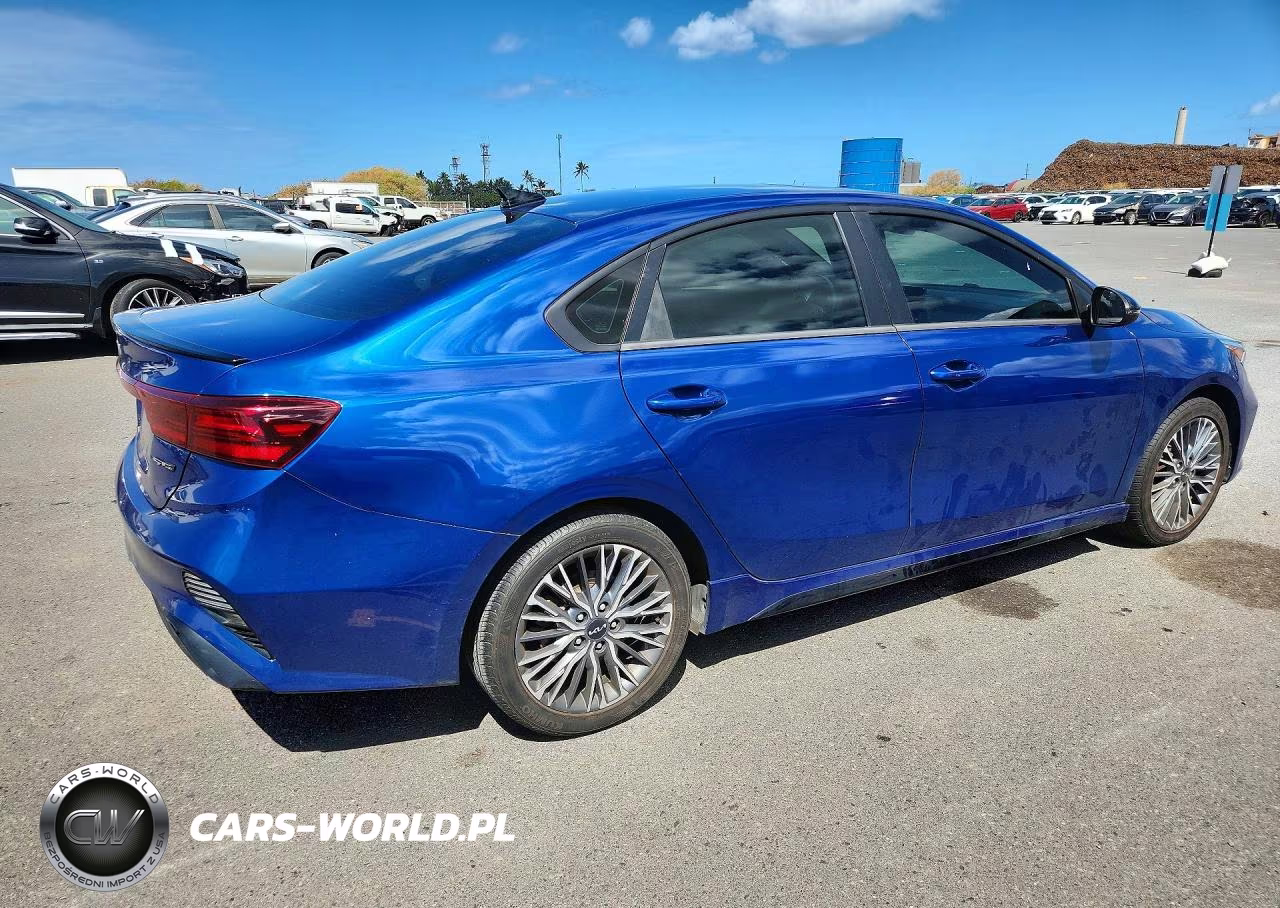 2024 Kia Forte Gt Line VIN:3KPF54AD6RE757459 - 3