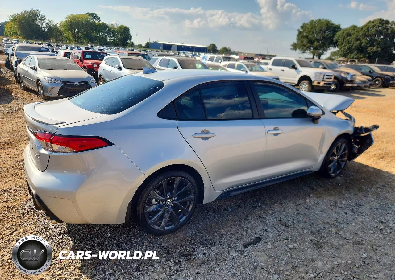 2026 Toyota Corolla Se VIN:5YFS4MCE8TP270597 - 3