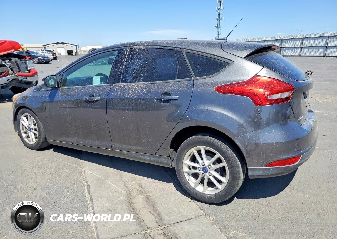 2015 Ford Focus Se VIN:1FADP3K22FL294690 - 2