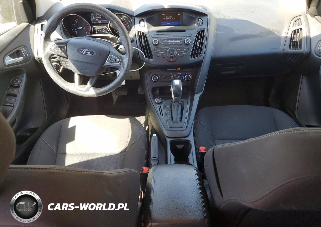 2015 Ford Focus Se VIN:1FADP3K22FL294690 - 8