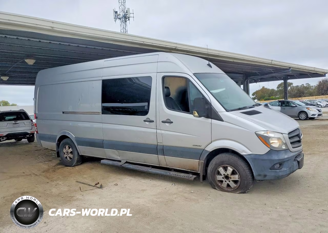 2016 Mercedes-Benz Sprinter 2500 VIN:WD4PE8DD5GP226618 - 4
