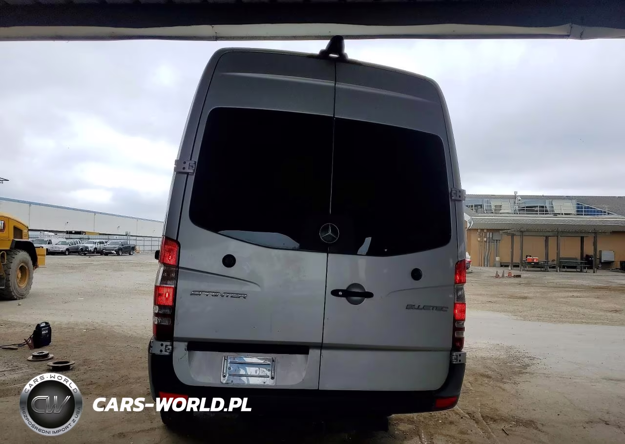 2016 Mercedes-Benz Sprinter 2500 VIN:WD4PE8DD5GP226618 - 6