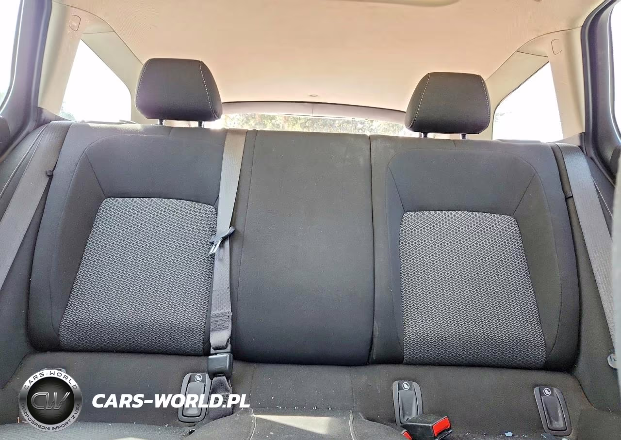 2018 Buick Regal Tourx Preferred VIN:W04GU8SX4J1083577 - 10