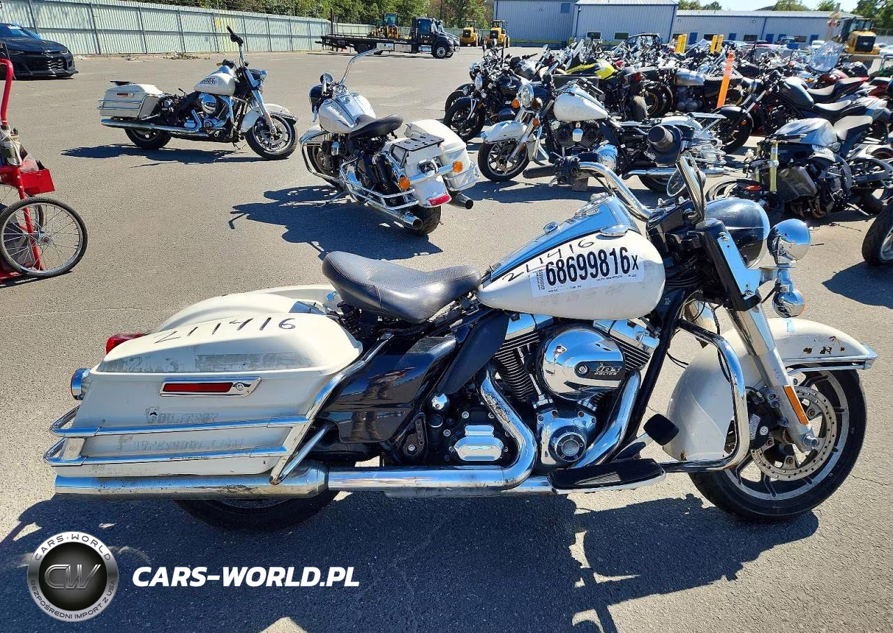 2016 Harley-Davidson Flhp Police Road King VIN:1HD1FHM16GB633216 - 1