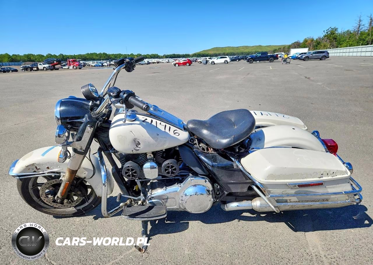 2016 Harley-Davidson Flhp Police Road King VIN:1HD1FHM16GB633216 - 3