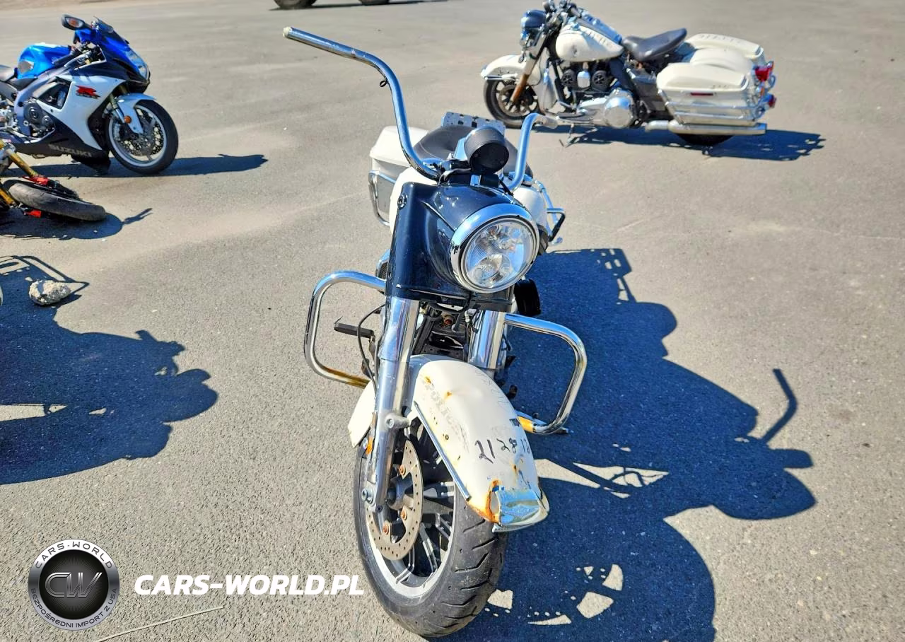 2016 Harley-Davidson Flhp Police Road King VIN:1HD1FHM13GB635828 - 2