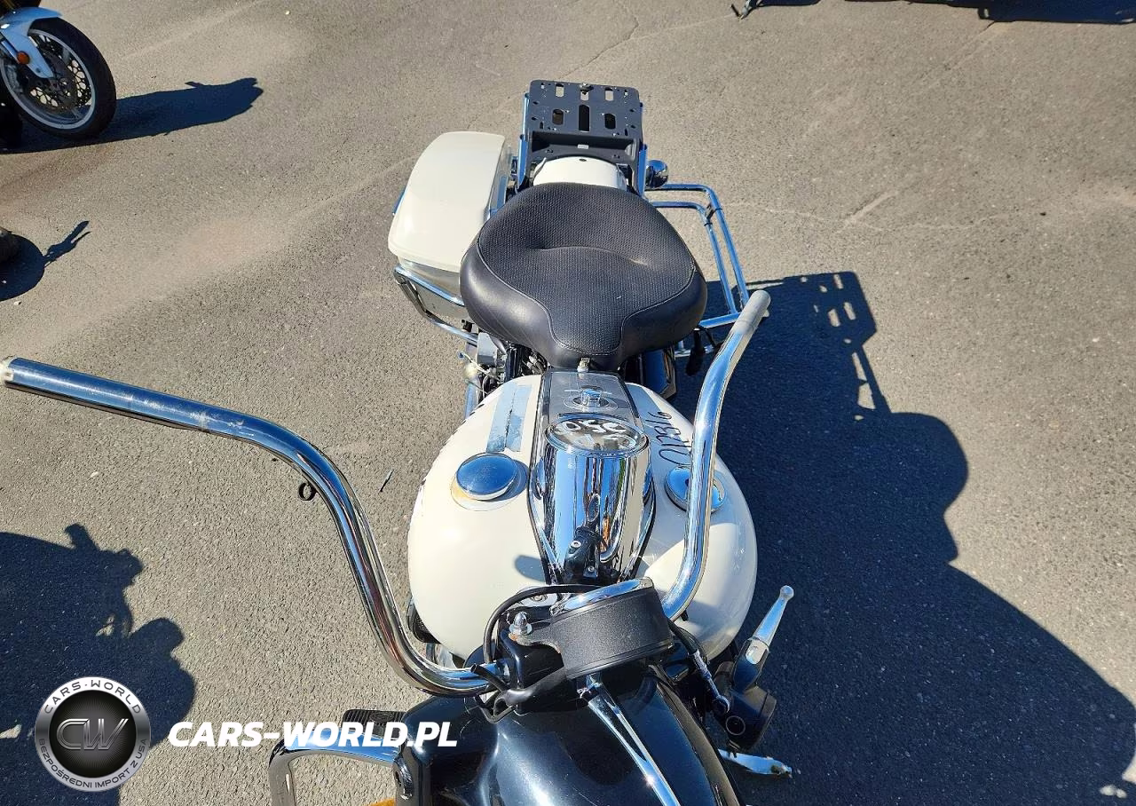 2016 Harley-Davidson Flhp Police Road King VIN:1HD1FHM13GB635828 - 5