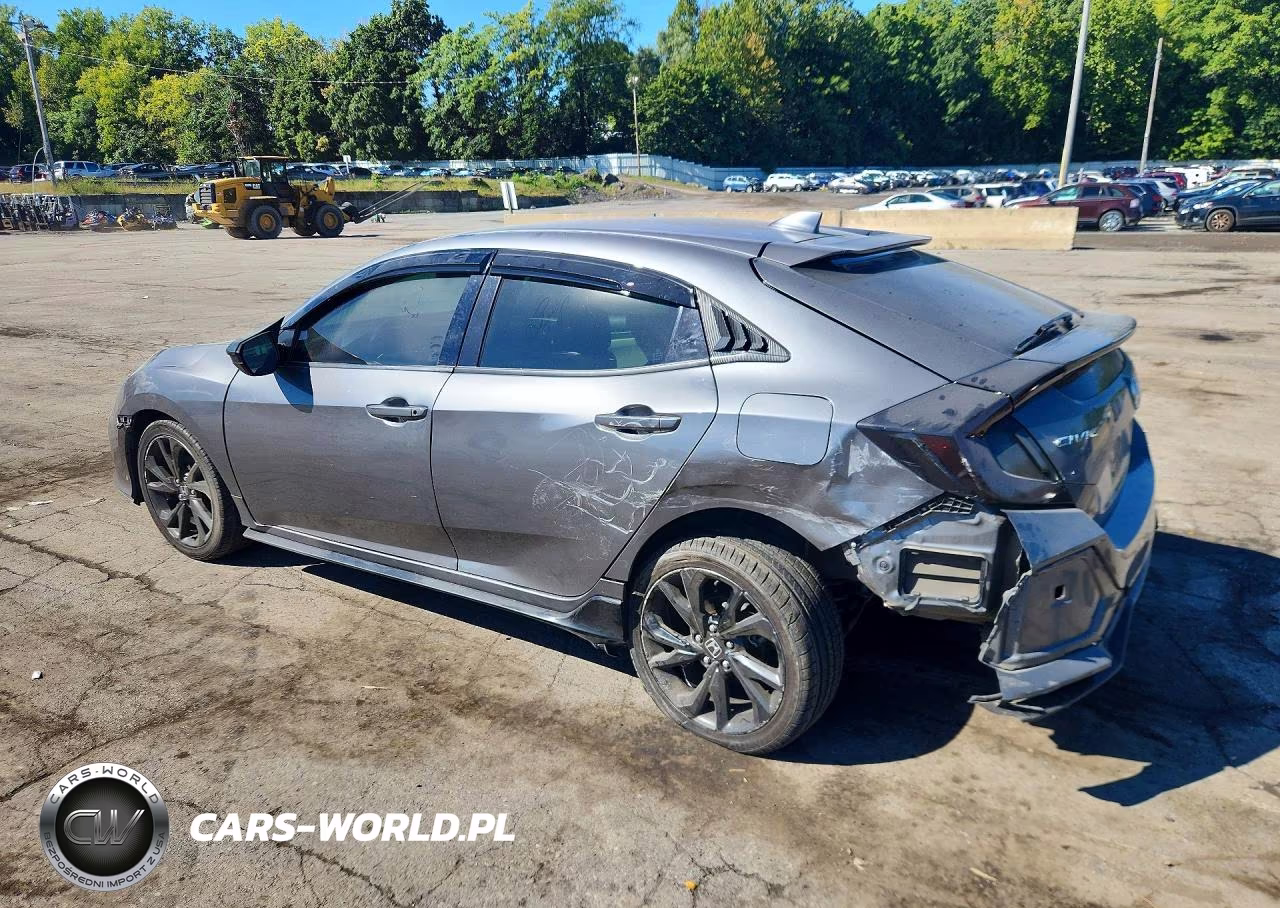 2018 Honda Civic Sport VIN:SHHFK7H4XJU404249 - 2